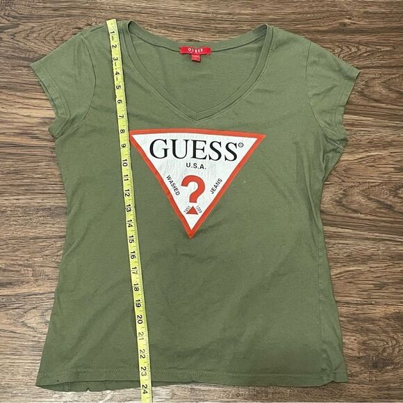 Guess Cap Sleeve V Neck Logo Tshirt Olive Green Size Large - Picture 8 of 9